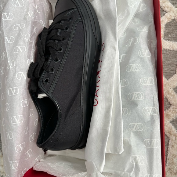 Mens Valentino Low top sneakers